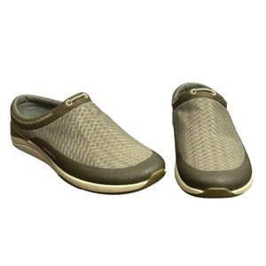Merrell Applaud Aluminium Mesh Slip-on Clog Shoes - size 10